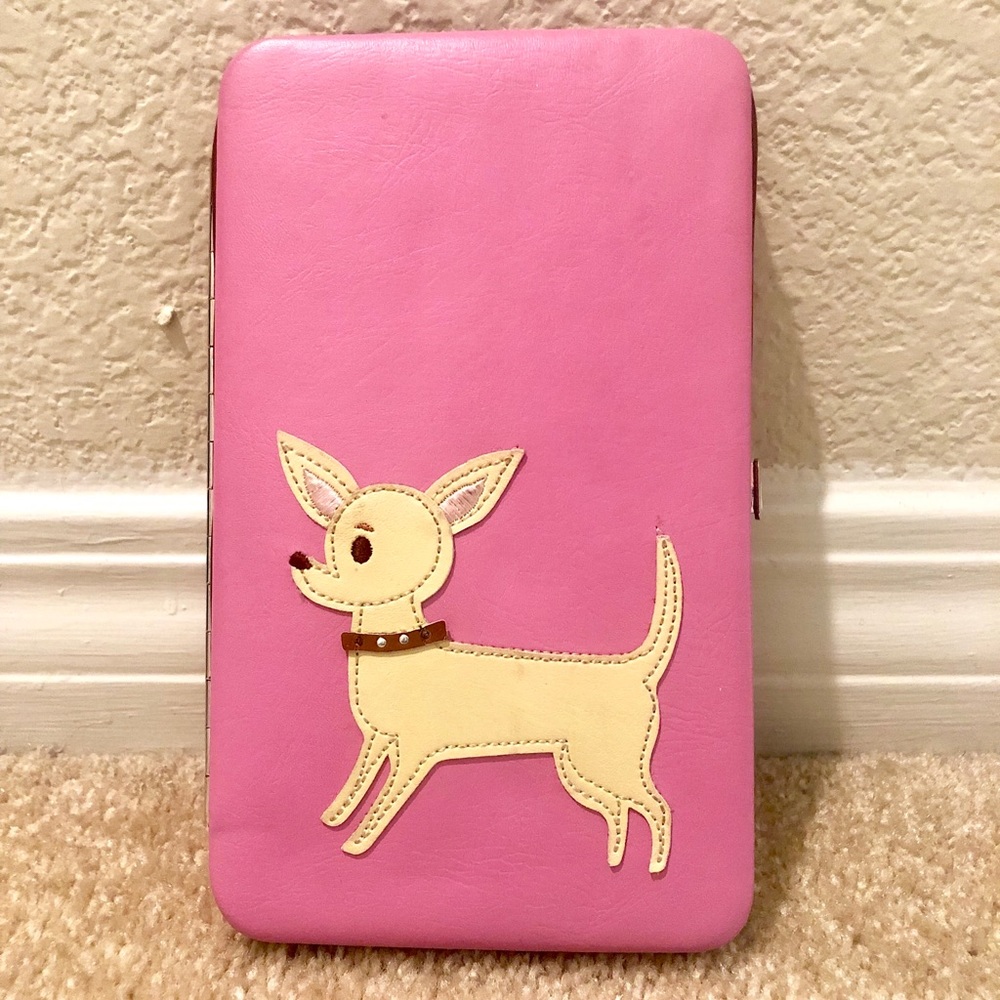 Fluff chihuahua wallet 🐾